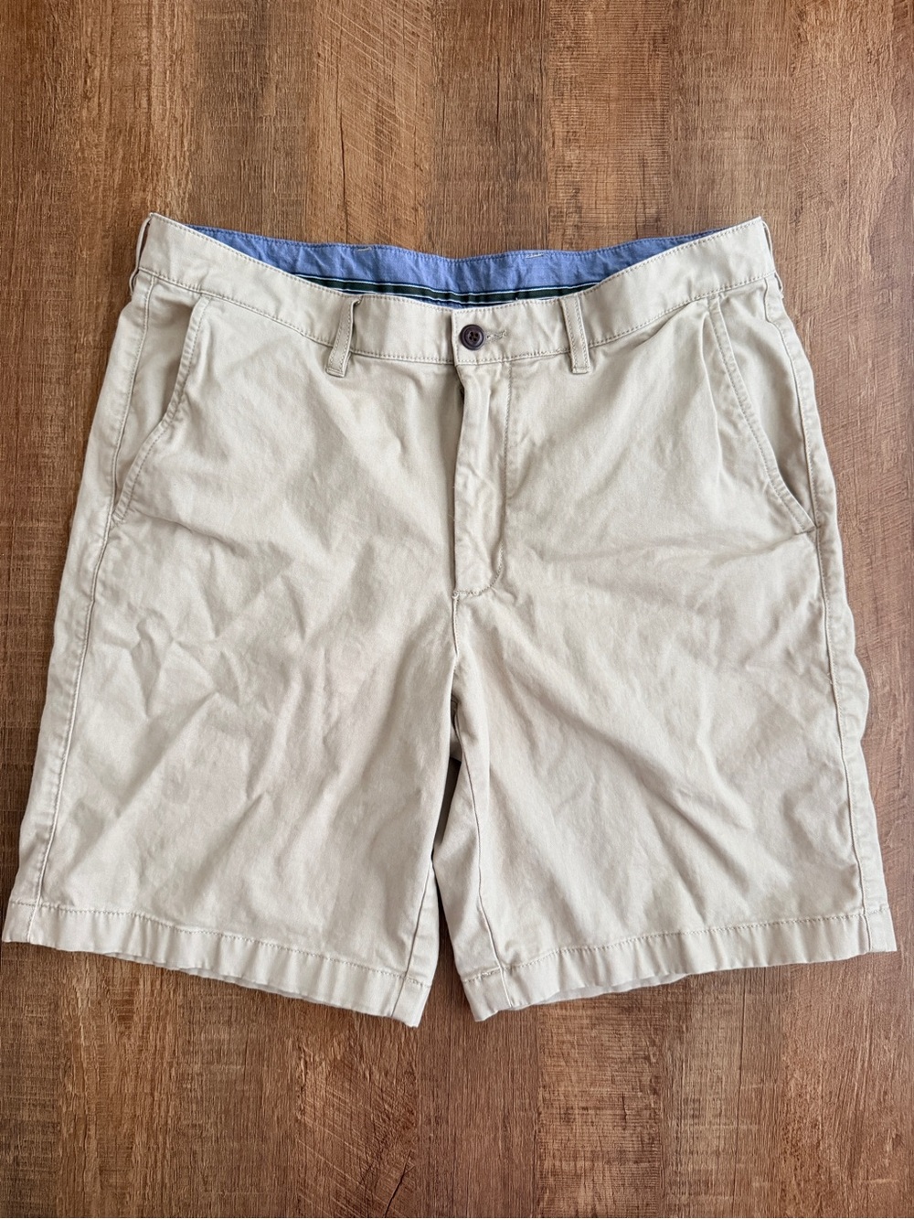 L.L. Bean Men's Light Khaki Flat-Front Shorts